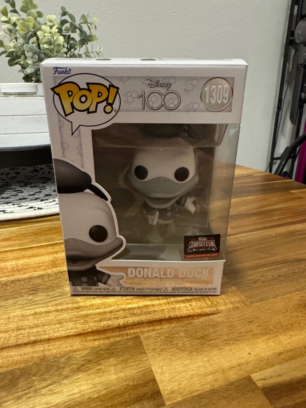 Funko Pop Donald Duck Monochrome Black White Gray - Disney 100 #1309